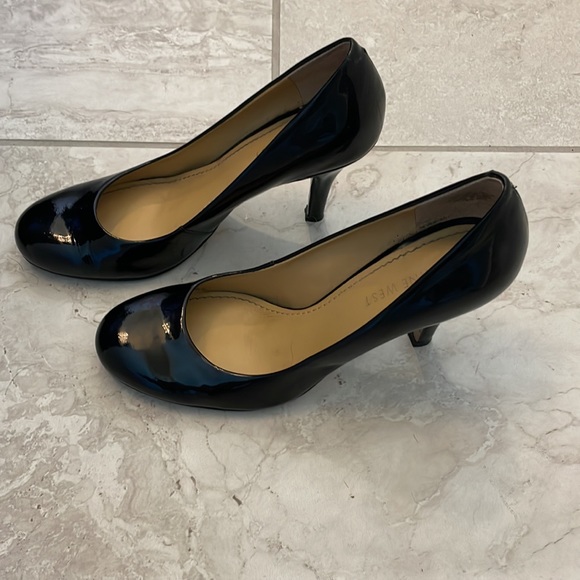 Nine West Ambitious Black Patton Leather Pumps - Picture 3 of 8